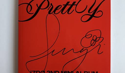 IZNA CHOI JUNGEUN SIGNED 2ND MINI ALBUM 'NOT JUST PRETTY